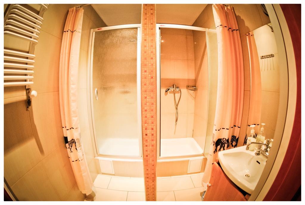 Hostel Bemma - Ozonowane Pokoje Вроцлав Экстерьер фото