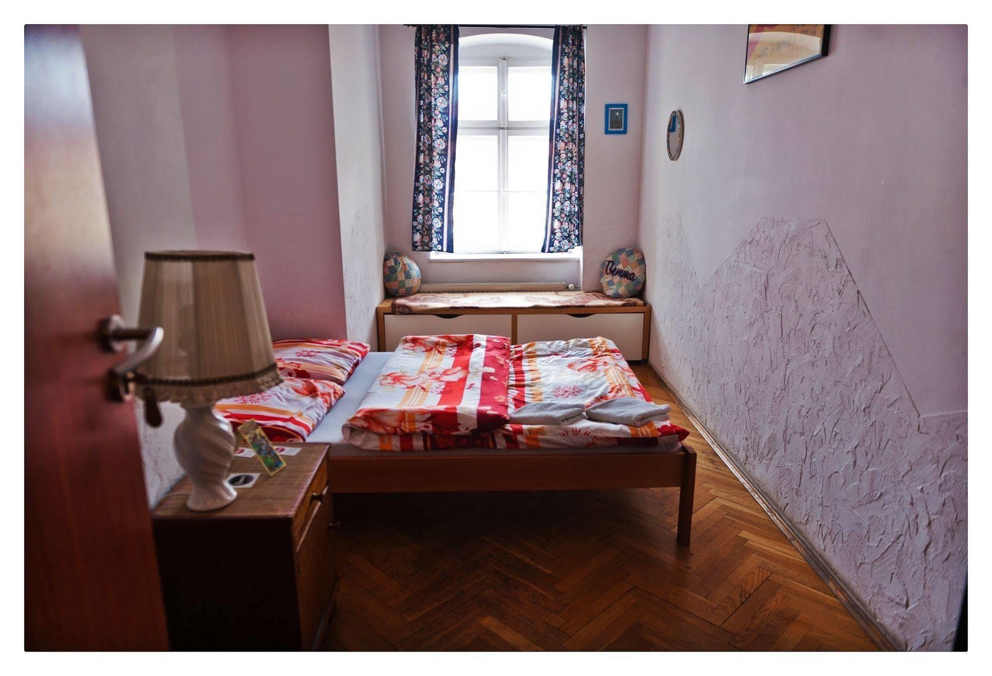 Hostel Bemma - Ozonowane Pokoje Вроцлав Экстерьер фото